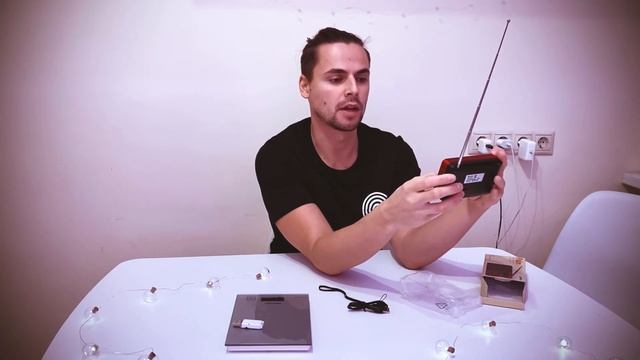 FM приемник Perfeo i90 смотреть онлайн