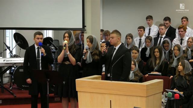 Там далеко за облаками "group song" смотреть онлайн