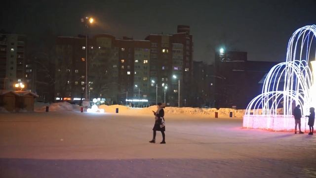 Тест объектива Индустар-22 для зеркалок "Зенит" в редком корпусе | молчаливый обзор смотреть онлайн