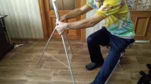 Тренога для стрельбы проще простого из какашек и палок