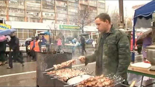 Ярмарку на Минаева посетили сотни ульяновцев смотреть онлайн