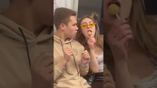 ЭТО ЧТО БЕЛКА?😱// inst: viyan_st 🙏//#тренды #метро #треш #юмор смотреть онлайн