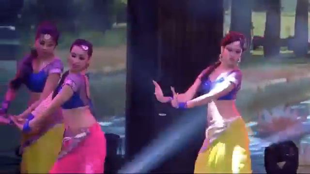 Beautiful Chammak Challo Dance