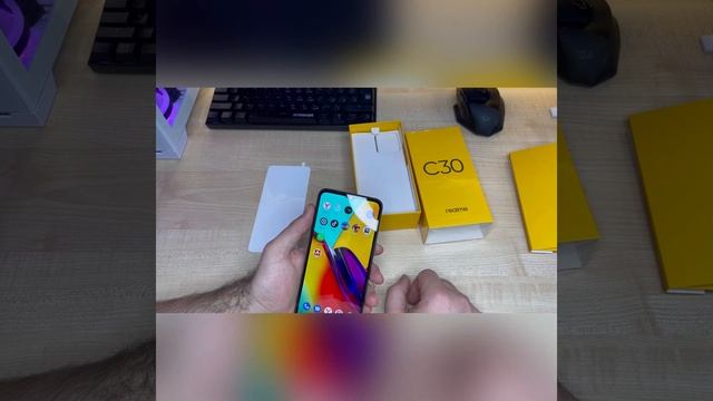 Как он это делает !!! Обзор Realmi c30, самый бюджетный продаваемый телефон! смотреть онлайн