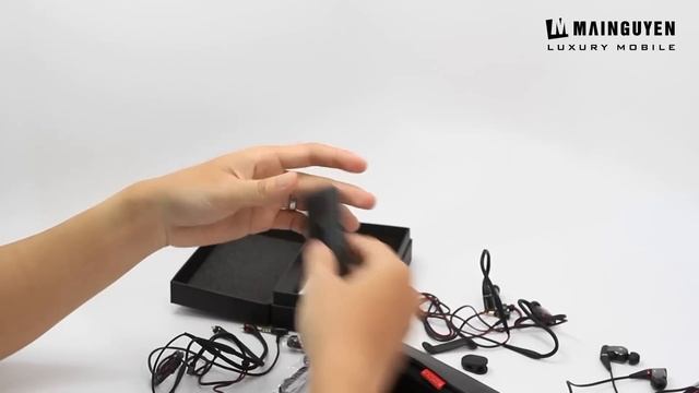 Khui hộp bộ đôi tai nghe Sony XBA-A2 & A3 - www.mainguyen.vn смотреть онлайн