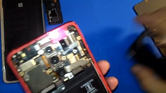 XIAOMI Mi 9t замена дисплея смотреть онлайн