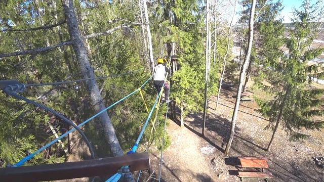 Стризнево. База отдыха YES. Веревочный парк-трасса "Семейный" смотреть онлайн