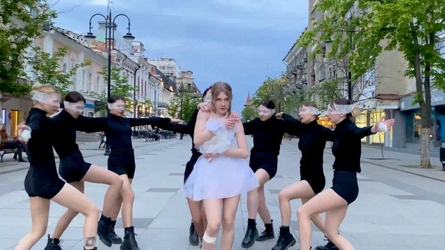 [K-POP IN PUBLIC] [ONE TAKE] JISOO 지수 – FLOWER (꽃) | dance cover by SHINSEKAI смотреть онлайн