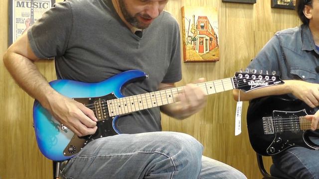 Duvido você saber o que essa guitarra tem de diferente ! | Ibanez GRGM21M Mikro | Com Guga Stuart смотреть онлайн
