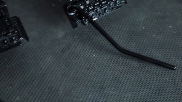 WHO MAKES THE BEST FLOYD ROSE? 1984 FLOYD VS GOTOH GE1996T VS FLOYD ROSE 1000