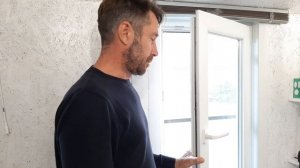 Окно открылось в двух положениях,как исправить легко и быстро☝