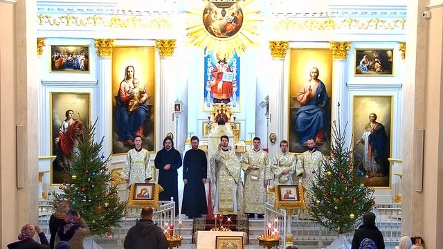 15.01.2023 10-00 Прямая трансляция в Храме Рождества Христова на Песках, Санкт-Петербург. смотреть онлайн
