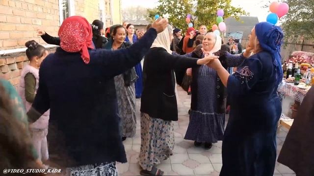 ЦЫГАНСКИЕ ТАНЦЫ (ВИДЕОСТУДИЯ "КАДР") смотреть онлайн