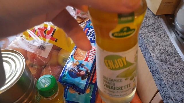 Тафель 2. Продукты на 9 евро. смотреть онлайн