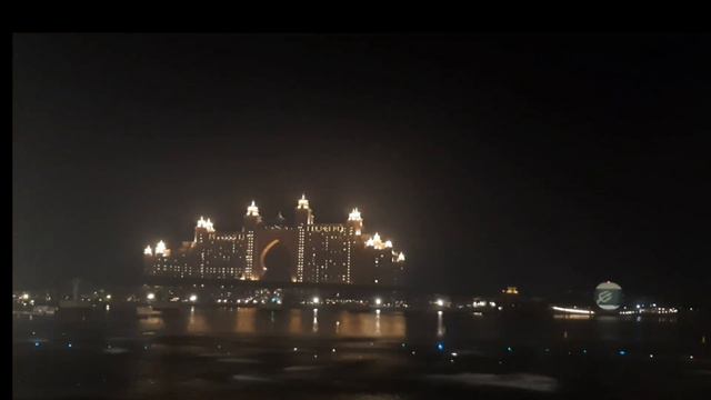 # Amazing water fountain show in Dubai # The pointe palm jumeirah Dubai смотреть онлайн