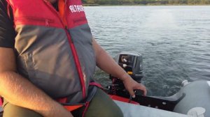 Лодочный мотор Tohatsu 18 с лодкой Gladiator E380. Первые впечатления, обкатка и замеры скорости.