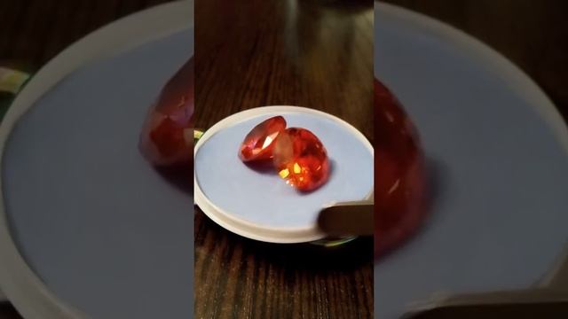 Сапфир искусственный 20.22 карата. смотреть онлайн