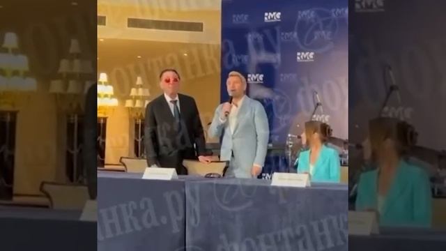 Григорий Лепс и Николай Басков обьявили о том, что выплатят из личных средств миллион рублей каждому смотреть онлайн