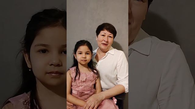 Милые дамы, поздравляем вас с праздником весны и красоты — 8 Марта! смотреть онлайн