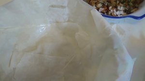 Пирог с капустой из теста Фило.