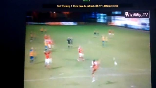 Mansfield town goalkeeper Alan Marriott scores. смотреть онлайн