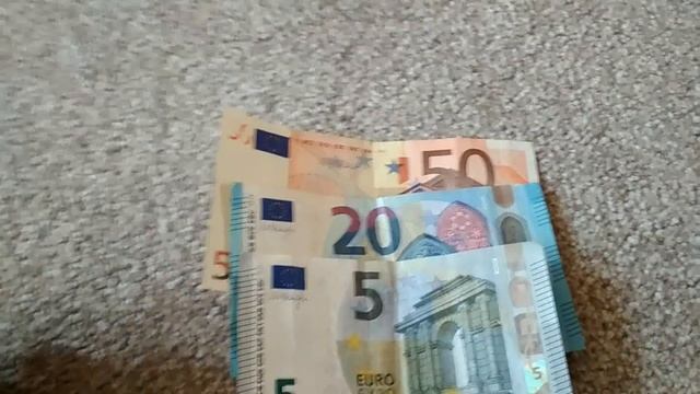 КАК в Польше ВЫГОДНО обменять ЗЛОТЫЙ (PLN) на ЕВРО (EUR) и ДОЛЛАРЫ (USD) не выходя из дома?! смотреть онлайн