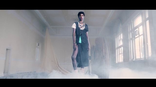 The Vivienne Westwood Spring-Summer 2022 Collection смотреть онлайн