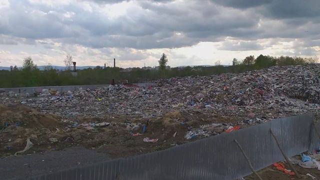 ПОЛЕ ЧУДЕС!ИЛИ ГДЕ ОТМЫВАЮТ БЮДЖЕТНЫЕ СРЕДСТВА!#стихійнесміттязвалище смотреть онлайн