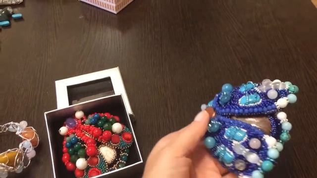 Браслет и броши ручной работы с натуральными камнями смотреть онлайн