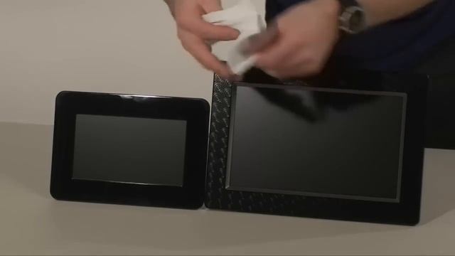 Samsung Digital Photo Frames - SPF-71E, SPF-105P (Linus Tech Tips #6) смотреть онлайн