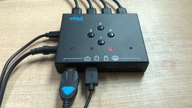 How do 4 USB3.0 hosts share 4 USB3.0 devices? USB HUB switch SH04 смотреть онлайн