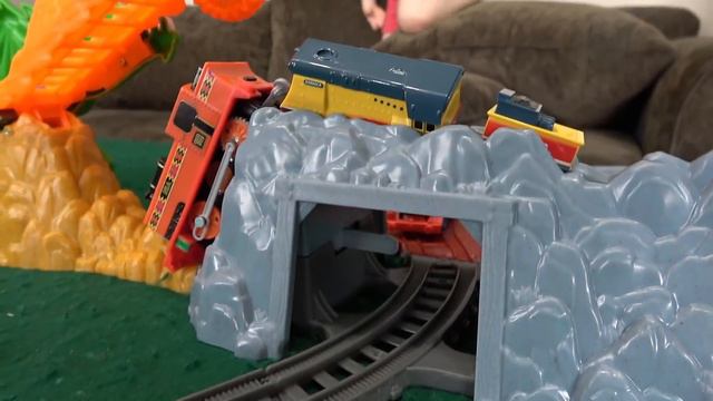 Thomas The Train Trackmaster Dragon Escape Set
