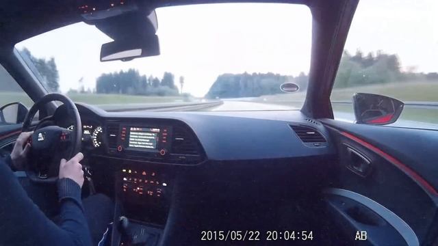 Seat Leon Cupra (280 hp) vs Renault Megane RS (265 hp) смотреть онлайн