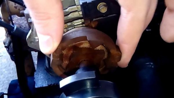 Трамблер Opel Kadett C16LZ