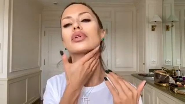 Виктория Боня. Повседневный Макияж! смотреть онлайн