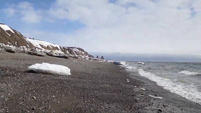 Охотское море штормит, Нюкля, 2 мая 2018 смотреть онлайн