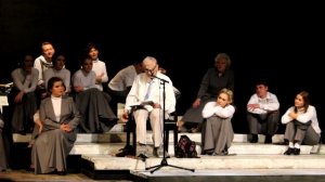 Евгений Евтушенко в Театре на Таганке читает свои стихи