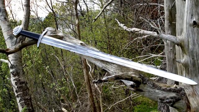 Sword / knife snobs and cheap vs. expensive blades смотреть онлайн