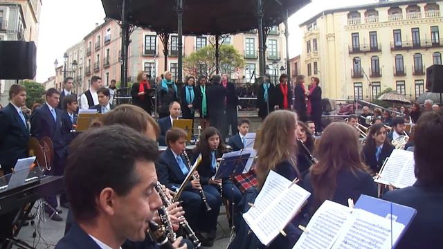 Festividad de San Frutos en Segovia 2013. Concierto Unión Musical Segoviana 25/102013 (4) смотреть онлайн