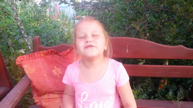 Обо мне. Где живу,сколько лет,почему виду свой канал!?))