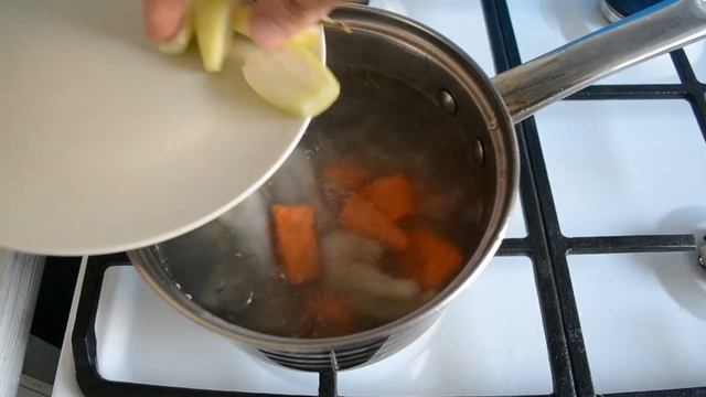 Бульон из куриных лапок - просто, дешево и вкусно смотреть онлайн