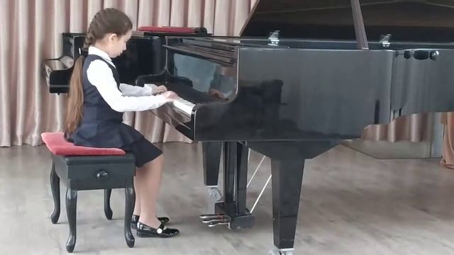 И.С.Бах Менуэт d-moll Исполняет Воронова Мария 8 лет смотреть онлайн