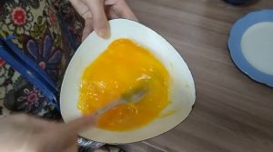 Омлет на сковороде Как приготовить Божественный омлет из домашних яиц ?