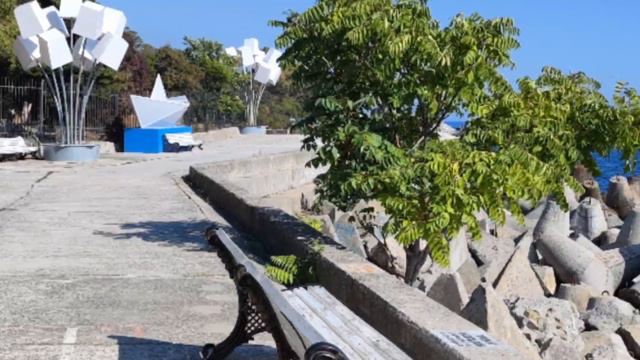 464. 2. КРЫМ! Алупка! завершение прогулки к пляжу    Горное Солнце и Воронцовский Парк!