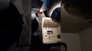 Как подтянуть ручник на Хюндай Санта Фе