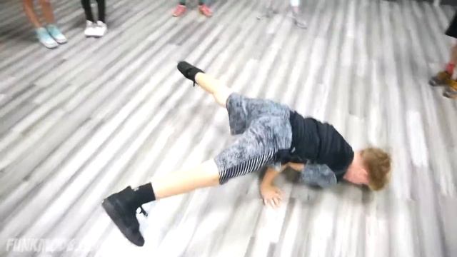 Panda - Desiigner - FUNKMODE B-boy/B-girl Class - Fall '16 смотреть онлайн