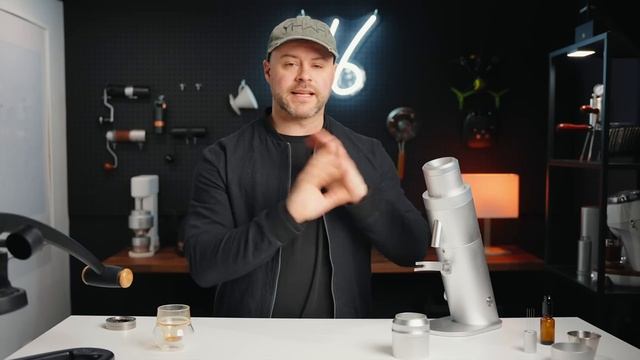 LAGOM P64 - The ENDGAME GRINDER Gold Standard? (vs DF64) смотреть онлайн