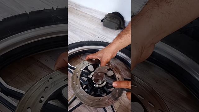 cambio de rodamiento delantero motos смотреть онлайн