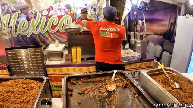 Mexico Street Food. Preparing Lots of Tacos and Burritos смотреть онлайн