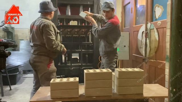 3D кирпич - под раскол, декоративный. Hiper-200AT. 3D Bricks - Decorative.